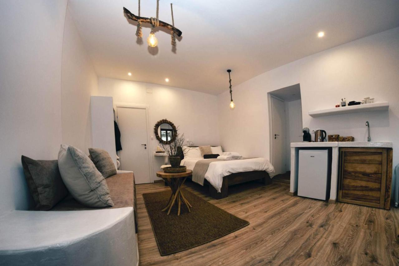 Plaza Guest House Με Tζάκι Arachova Esterno foto
