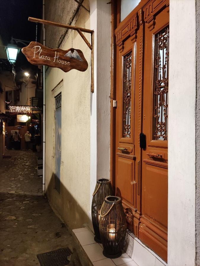Plaza Guest House Με Tζάκι Arachova Esterno foto